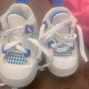 JORDAN 4 size 3 crib soft bottoms
